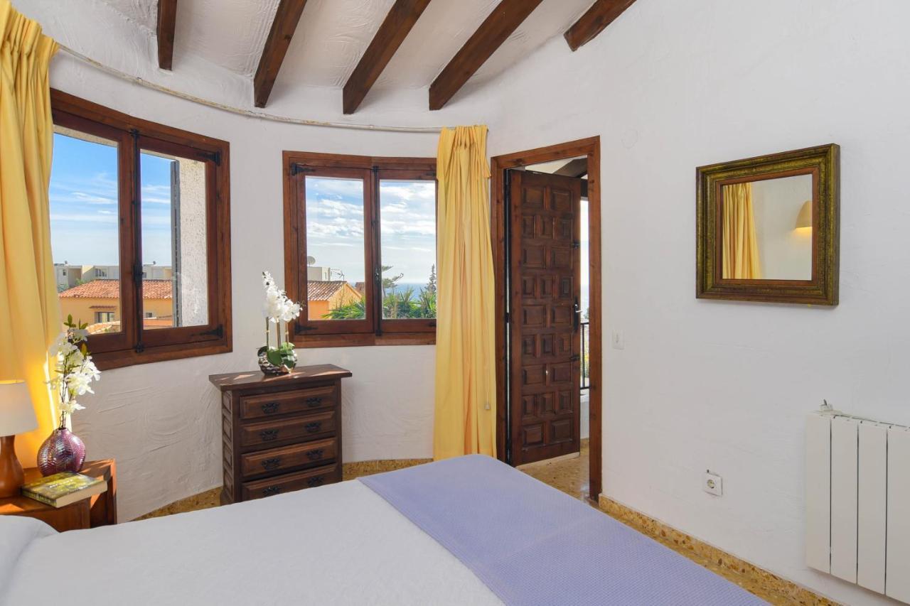 Bungalow With Seaviews In Moraira Теулада Екстер'єр фото